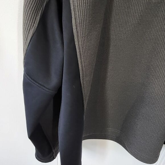 Plus Size Men's Spyder Black & Green Sweater - Picture 8 of 11